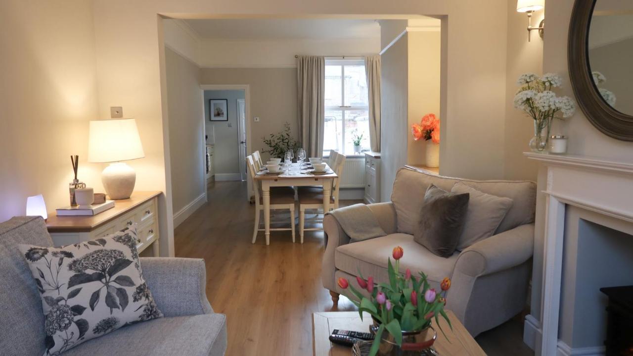 Luxury Living Outside The City Walls - Sleeps Six! Chester Exterior foto