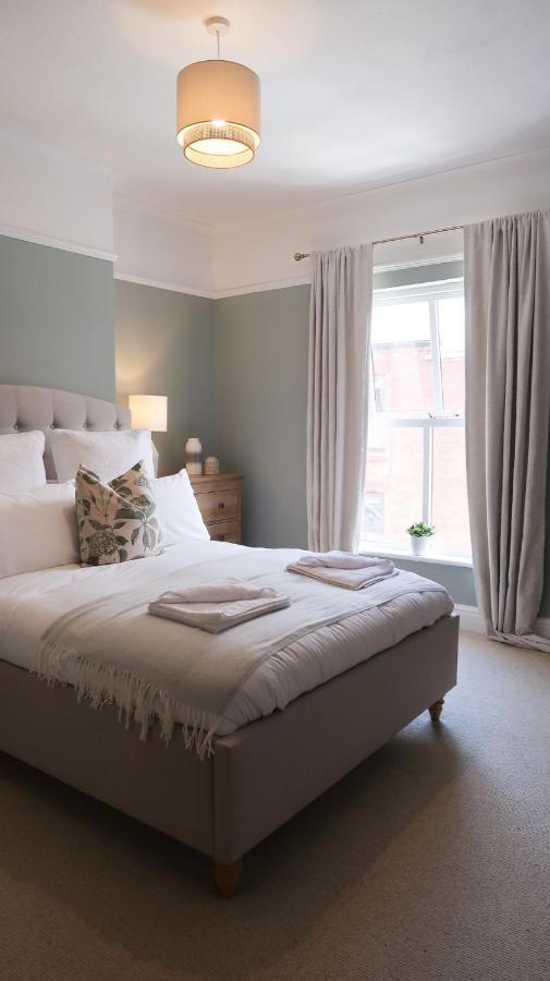 Luxury Living Outside The City Walls - Sleeps Six! Chester Exterior foto